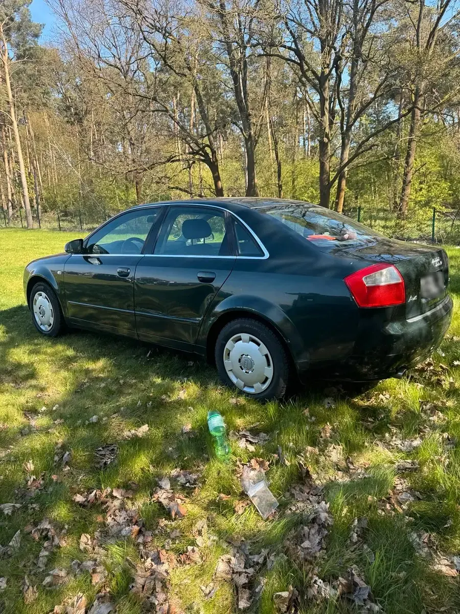 Second-hand Audi A4 2004 Verde Berlinǎ