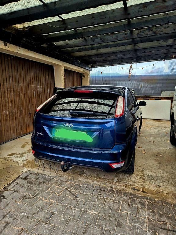 Gebraucht Ford Focus Viva 101 PS (74 kW) 2010 Blau Limousine