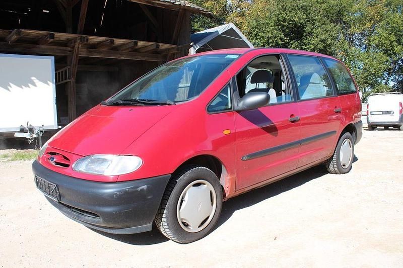 Gebraucht Ford Galaxy Ghia 116 PS (85 kW) 1996 Rot Van / Kleinbus