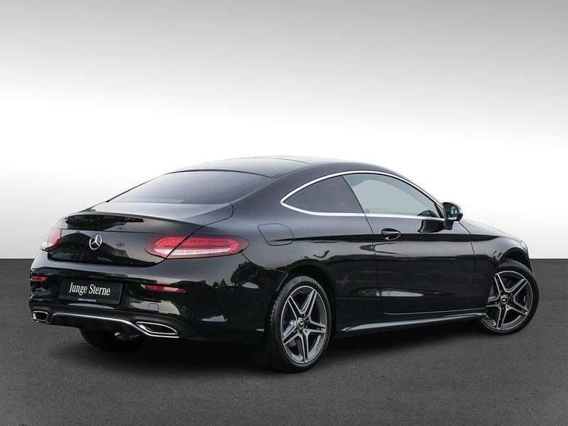 Gebraucht Mercedes C400 AMG 333 PS (244 kW) 2021 Schwarz Coupé