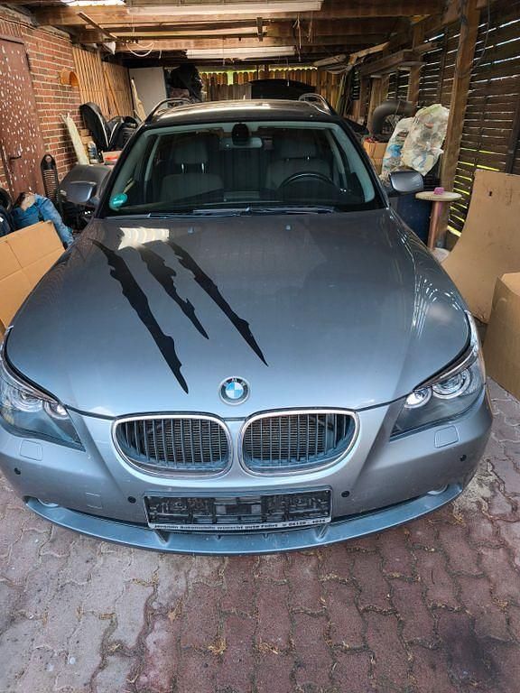 Silber Gebraucht 2005 BMW 523 Kombi | 3.800 € (Guter Preis) - Bild 1/2