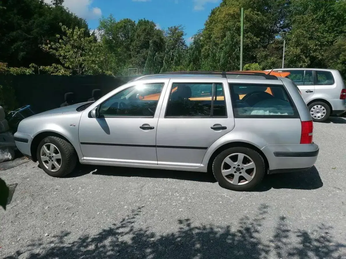 Gebraucht VW Golf IV Ocean 102 PS (75 kW) 2005 Reflexsilber metallic Kombi