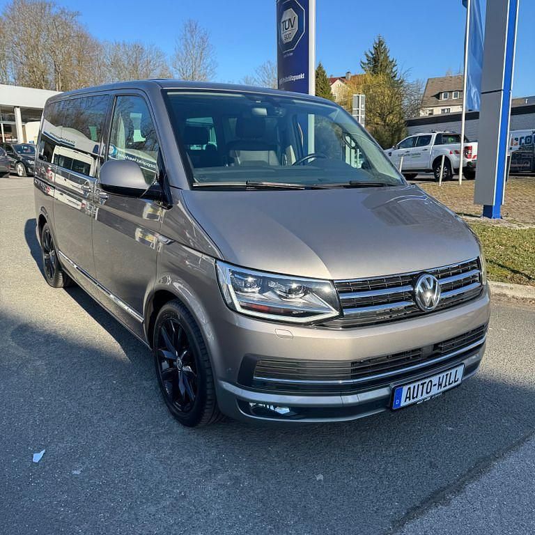 Gebraucht VW Transporter Highline 199 PS (146 kW) 2019 Beige Van