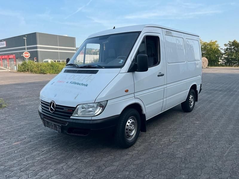 Weiß Gebraucht 2002 Mercedes Sprinter Van | 3.300 € - Bild 1/4