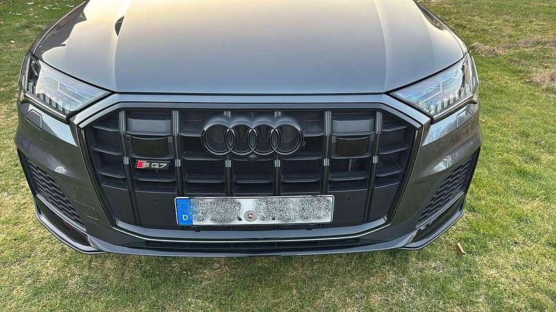 Gebraucht Audi SQ7 Design 435 PS (319 kW) 2020 Grau SUV