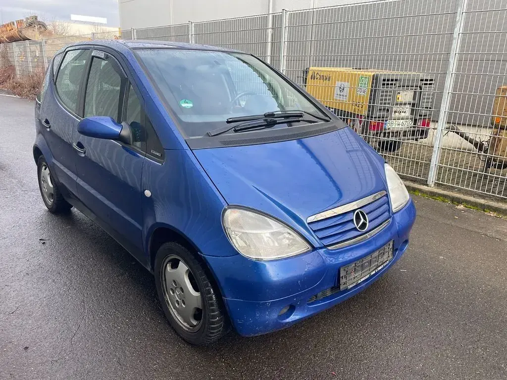 Gebraucht Mercedes A170 Elegance 90 PS (66 kW) 2000 Blau Kleinwagen