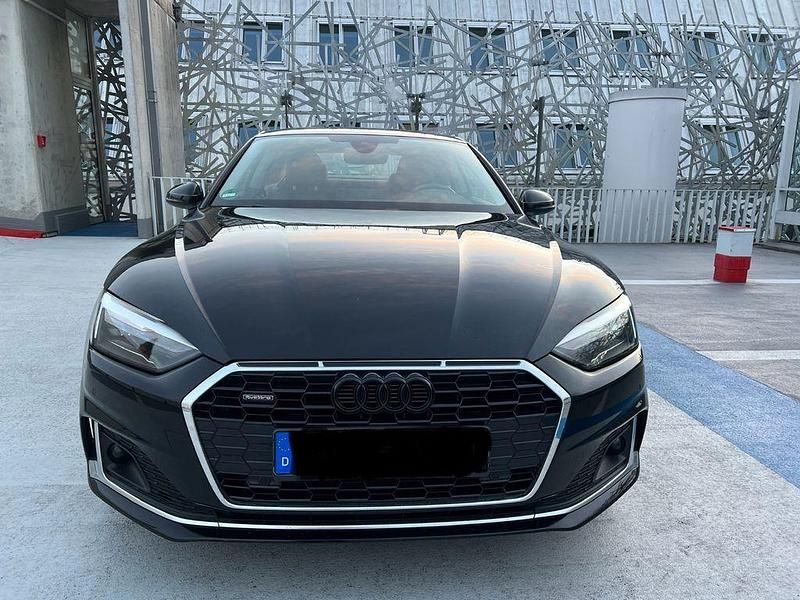 Gebraucht Audi A5 Ambiente 190 PS (139 kW) 2020 Schwarz Coupé