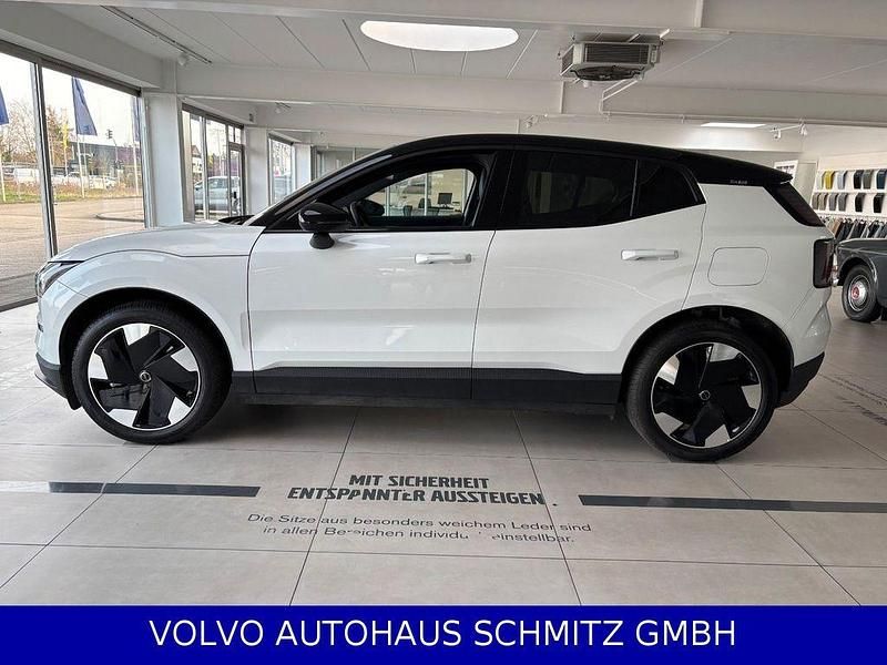 Gebraucht Volvo EX30 Plus 314 kW (428 PS) 2025 Crystal white (metallic) SUV