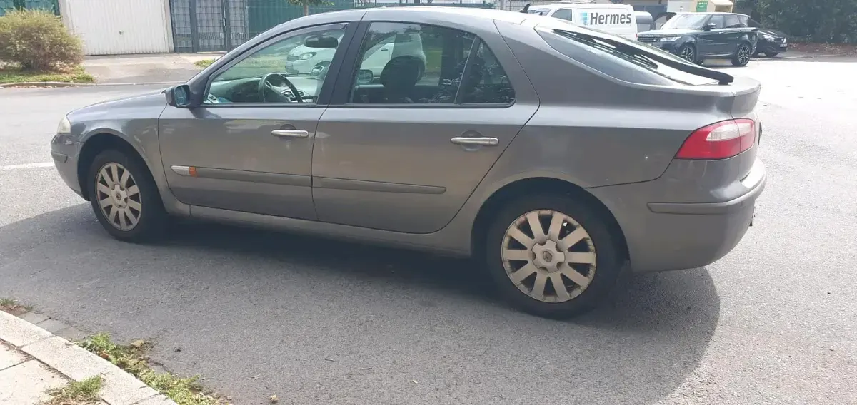 Gebraucht Renault Laguna II 115 PS (84 kW) 2003 Grau Limousine