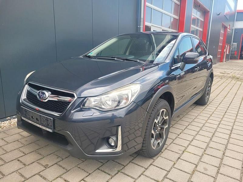 Grau Gebraucht 2016 Subaru XV Comfort SUV | 9.300 € (Fairer Preis) - Bild 1/4