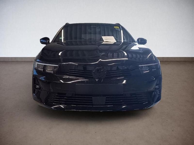 Gebraucht Opel Astra 131 PS (96 kW) 2024 Schwarz Kombi