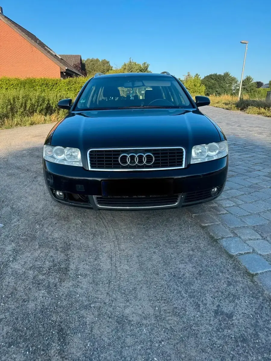 Gebraucht Audi A4 130 PS (95 kW) 2003 Schwarz Kombi