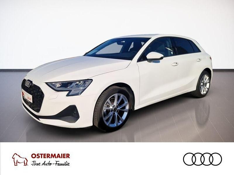 Gebraucht Audi A3 Ambiente 116 PS (85 kW) 2025 Arkonaweiß Limousine