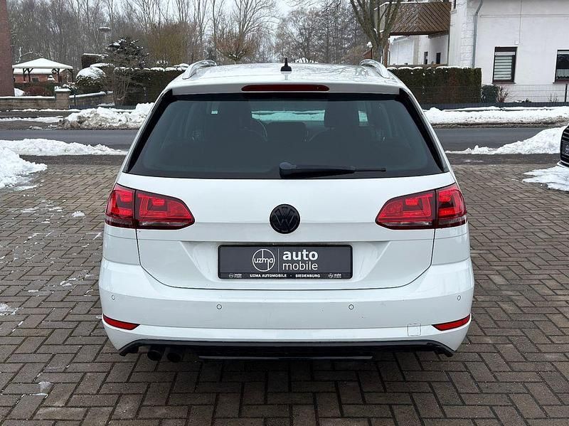 Gebraucht VW Golf R-line 150 PS (110 kW) 2015 Weiß SUV