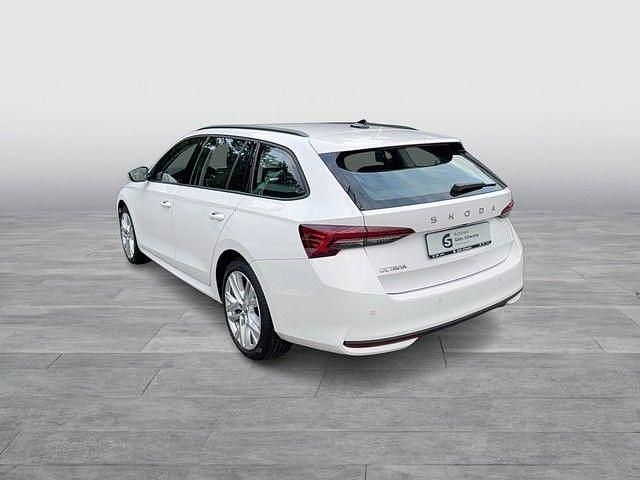 Gebraucht Skoda Octavia Selection 150 PS (110 kW) 2024 Candyweiß Kombi