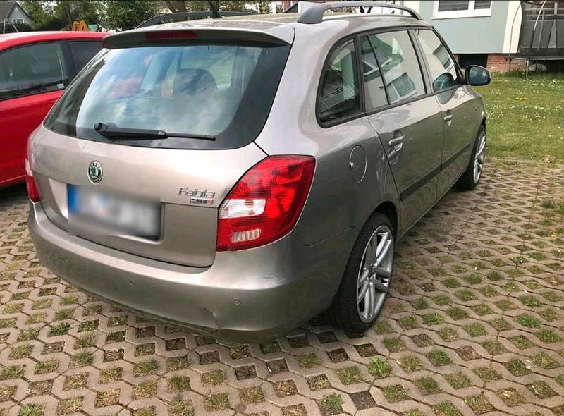 Gebraucht Skoda Fabia 80 PS (58 kW) 2008 Gold Kombi