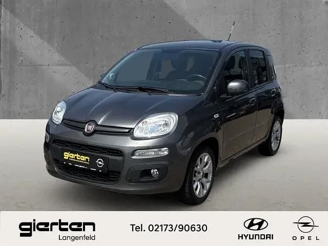 Grau Gebraucht 2017 Fiat Panda Lounge Kleinwagen | 7.790 € (Fairer Preis) - Bild 1/4