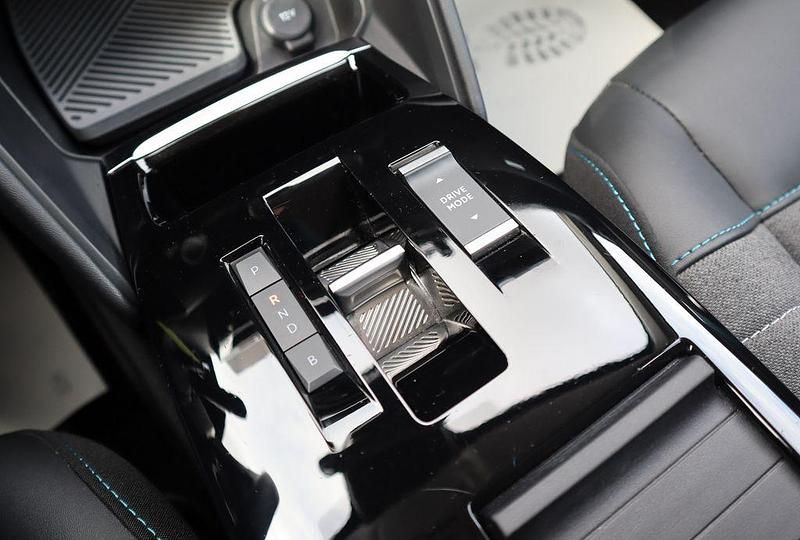 Gebraucht Citroën e-C4 Feel 100 kW (136 PS) 2022 Orange Limousine