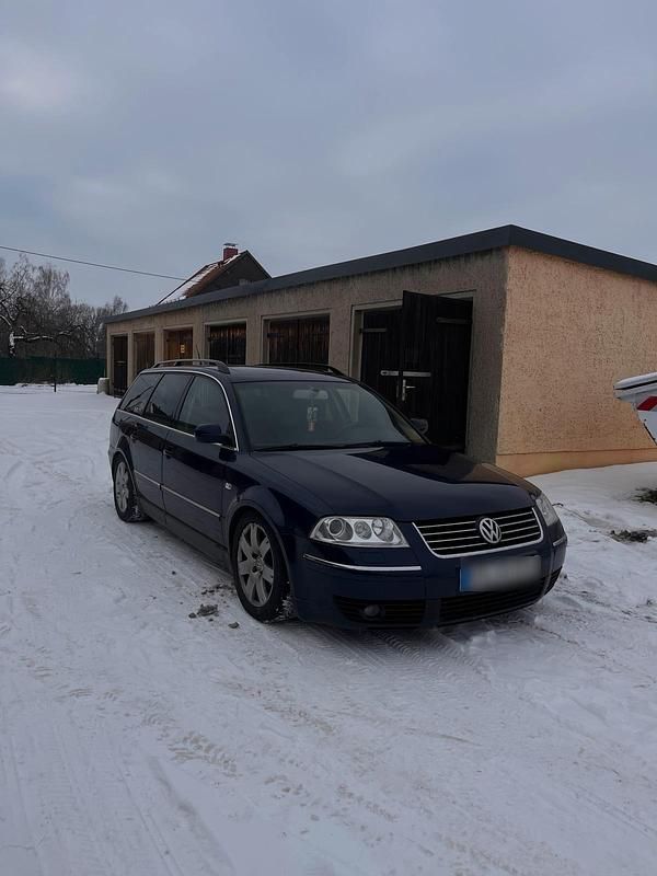 Gebraucht VW Passat 131 PS (96 kW) 2001 Blau Kombi