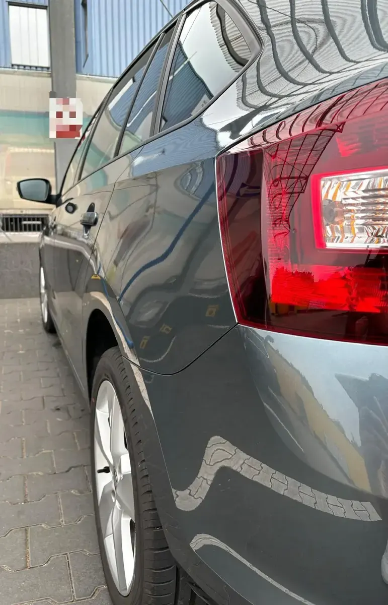 Gebraucht Skoda Rapid Clever 90 PS (66 kW) 2018 Silber Kleinwagen