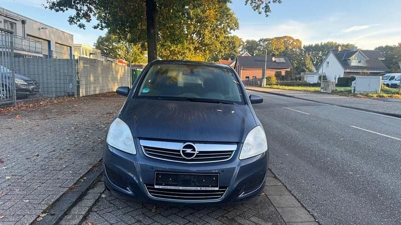 Grau Gebraucht 2009 Opel Zafira Edition Kombi | 3.950 € (Fairer Preis) - Bild 1/4