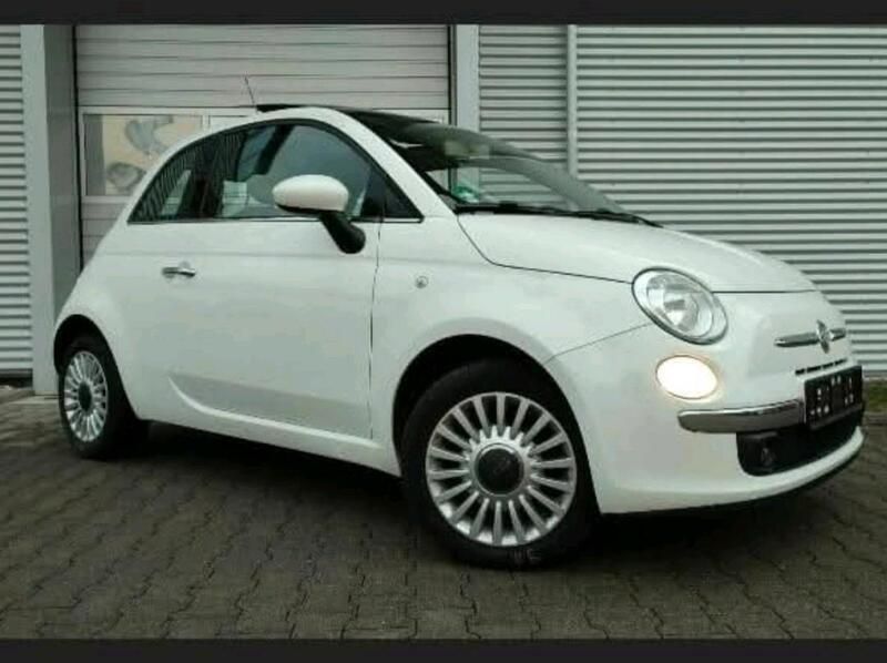 Weiß Gebraucht 2010 Fiat 500 Kleinwagen | 4.000 € (Guter Preis) - Bild 1/4