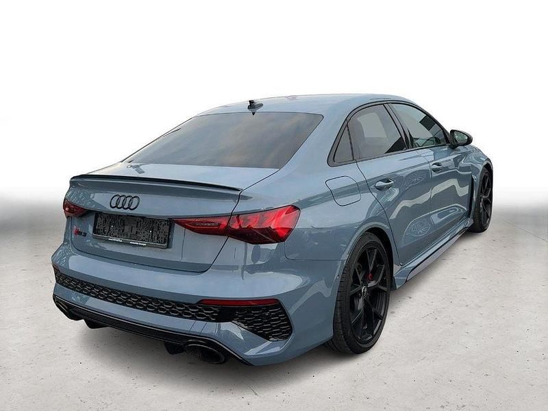 Gebraucht Audi RS3 Ambiente 400 PS (294 kW) 2022 Grau Limousine