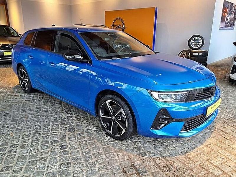 Gebraucht Opel Astra 131 PS (96 kW) 2024 Blau Kombi