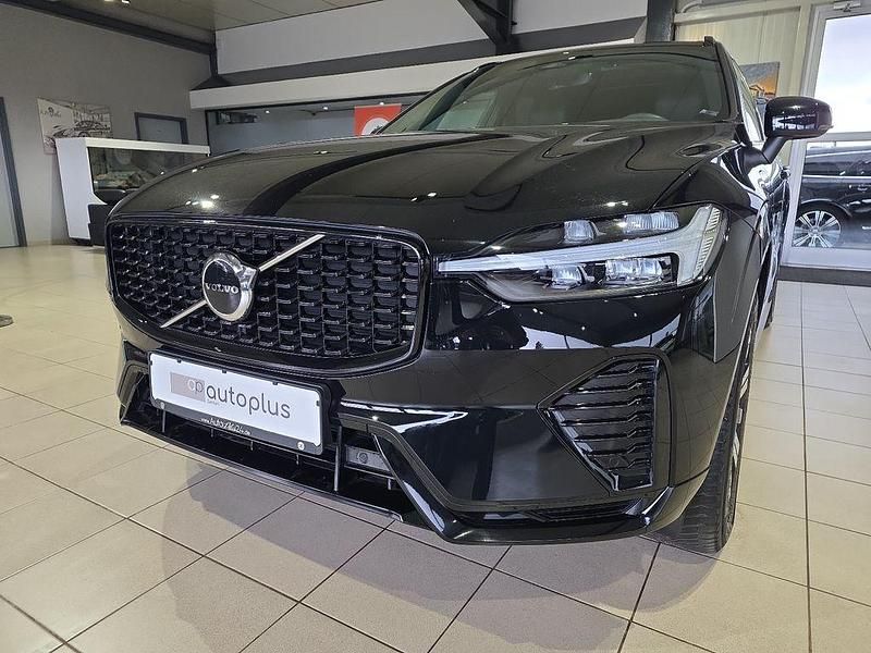 Gebraucht Volvo XC60 Plus 398 PS (292 kW) 2022 Onyx black SUV