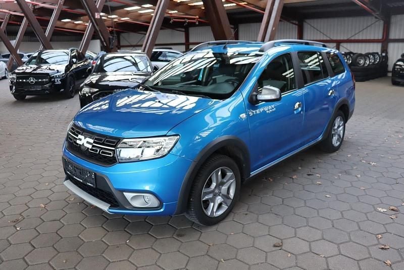 Gebraucht Dacia Logan MCV Stepway 101 PS (74 kW) 2020 Blau Kombi