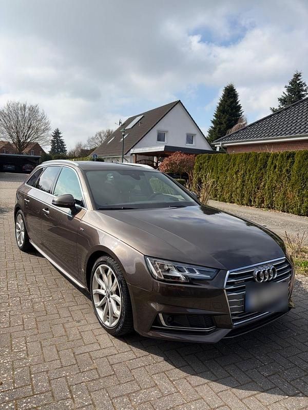 Gebraucht Audi A4 S-Line 272 PS (200 kW) 2016 Braun Limousine