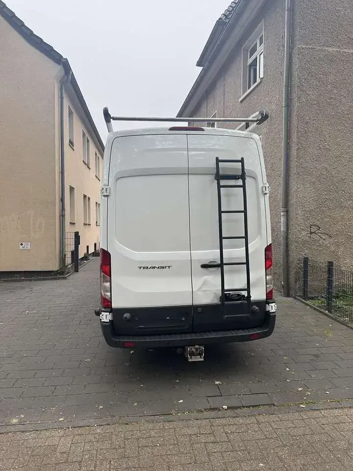 Używany Ford Transit Ambiente 131 KM (96 kW) 2019 Biały Van