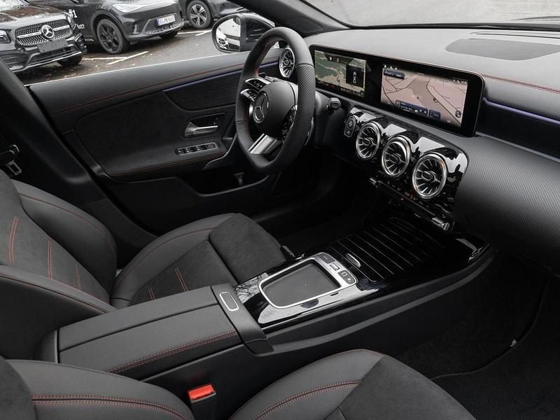 Gebraucht Mercedes CLA220 AMG 190 PS (139 kW) 2024 Schwarz unilack nachtschwarz Limousine