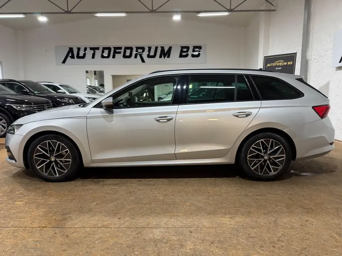 Gebraucht Skoda Octavia 150 PS (110 kW) 2022 Silber Kombi