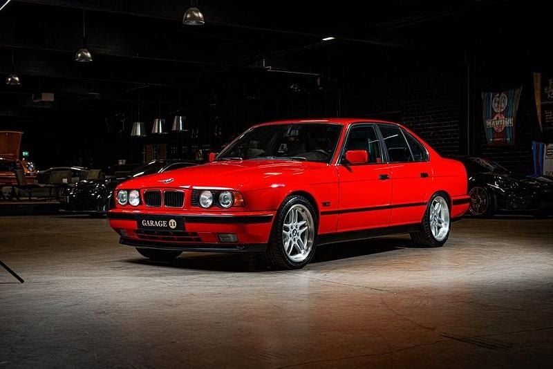 Gebraucht BMW M5 Performance 340 PS (250 kW) 1995 Rot Kombi