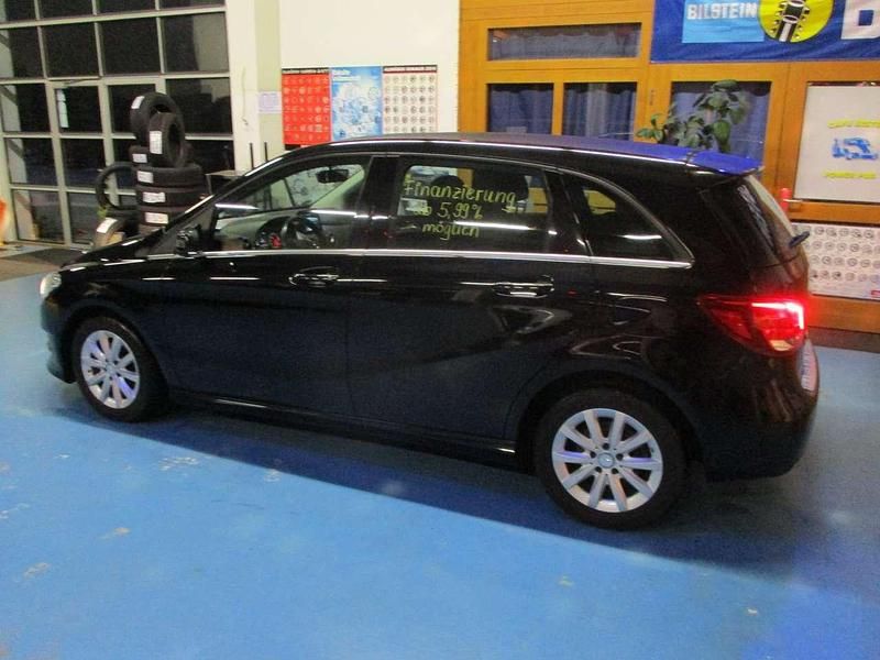 Gebraucht Mercedes B180 Edition 122 PS (89 kW) 2016 Other Van / Kleinbus