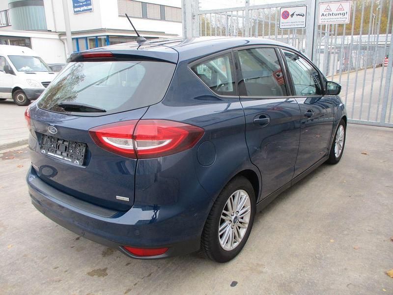 Usata Ford C-MAX Cool & Connect 101 CV (74 kW) 2017 Blu Monovolume