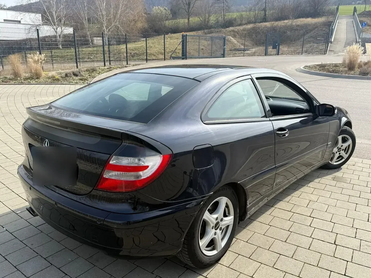 Gebraucht Mercedes C200 Sport Edition 163 PS (119 kW) 2005 Schwarz Coupé