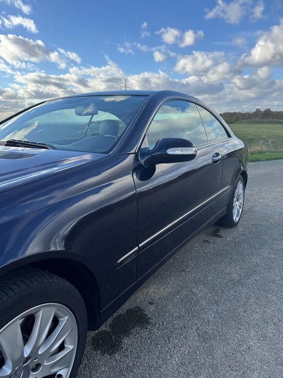 Gebraucht Mercedes CLK350 Elegance 272 PS (200 kW) 2008 Blau Coupé