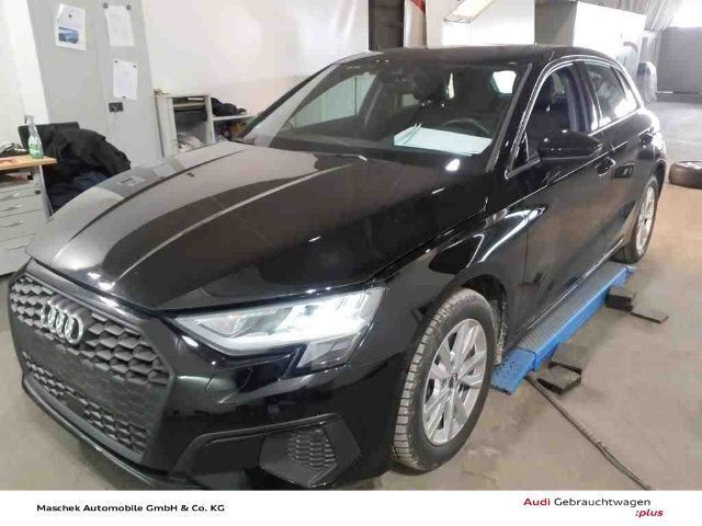 Brillantschwarz Gebraucht 2020 Audi A3 Design Limousine | 24.840 € (Guter Preis) - Bild 1/4