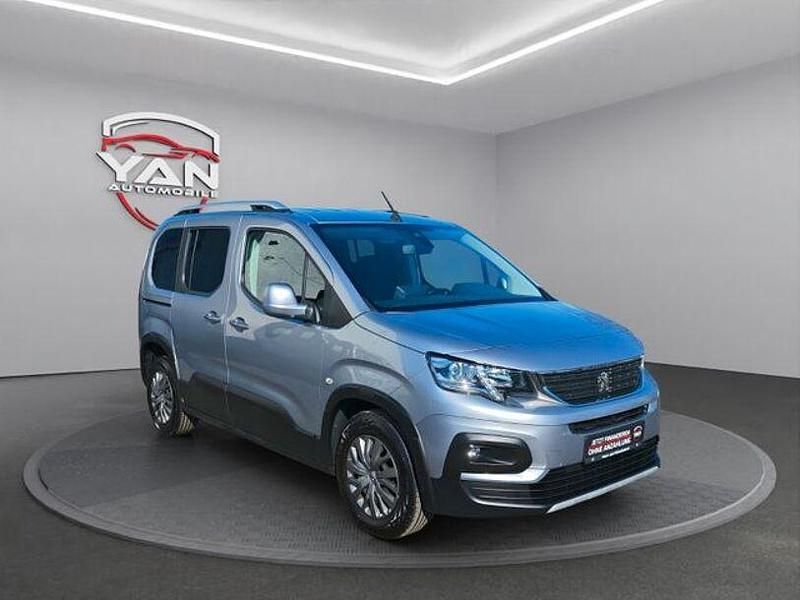 Gebraucht Peugeot Rifter 102 PS (75 kW) 2021 Grau Van / Kleinbus