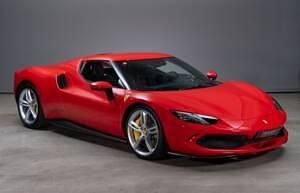 Gebraucht Ferrari 296 830 PS (610 kW) 2022 Rot Coupé