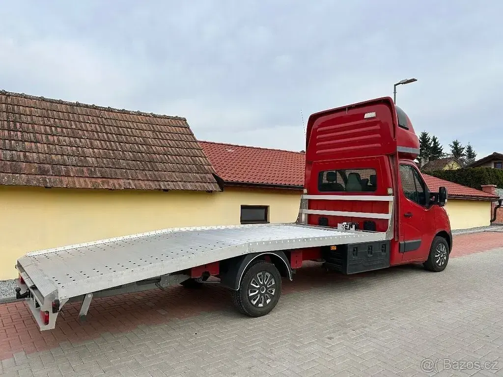 Gebraucht Renault Master 165 PS (121 kW) 2015 Rot Van