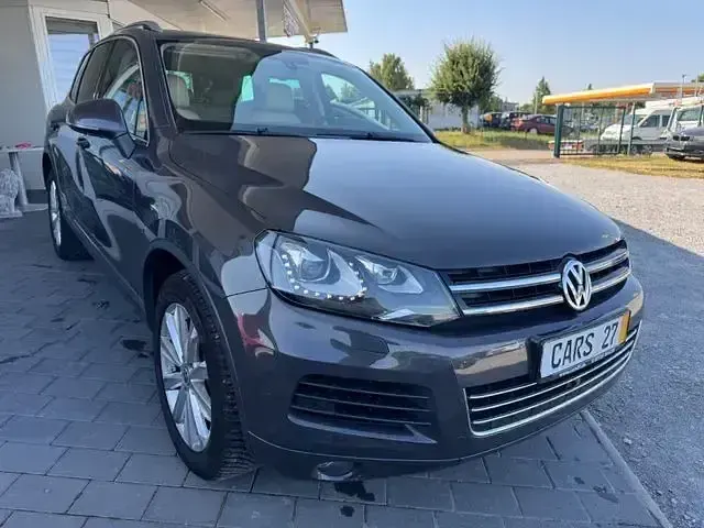 Gebraucht VW Touareg 245 PS (180 kW) 2012 Grau SUV