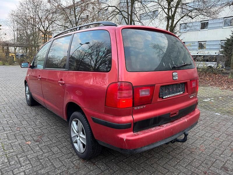 Gebraucht Seat Alhambra 150 PS (110 kW) 2002 Rot Van / Kleinbus