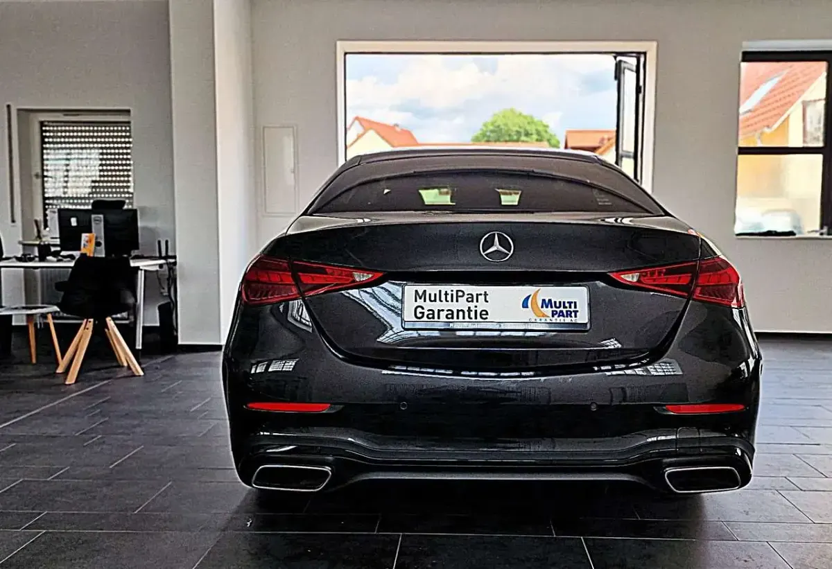 Gebraucht Mercedes C200 AMG 163 PS (119 kW) 2022 Graphitgrau metallic Limousine