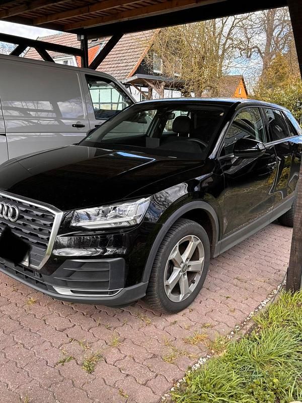 Gebraucht Audi Q2 124 PS (91 kW) 2019 Schwarz SUV