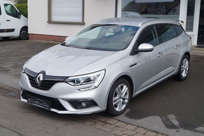 Grau Gebraucht 2020 Renault Mégane IV Business Limousine | 13.890 € (Fairer Preis) - Bild 1/4