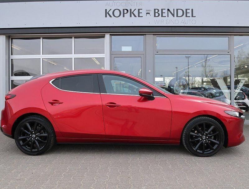 Gebraucht Mazda 3 Selection 179 PS (131 kW) 2019 Rot Limousine