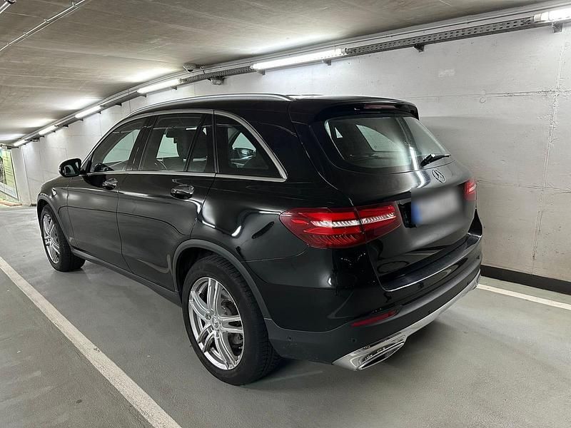 Gebraucht Mercedes GLC220 170 PS (125 kW) 2019 Schwarz SUV